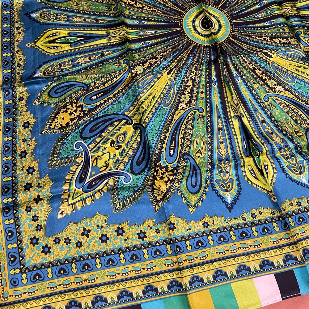 Bonsai Paisley scarf